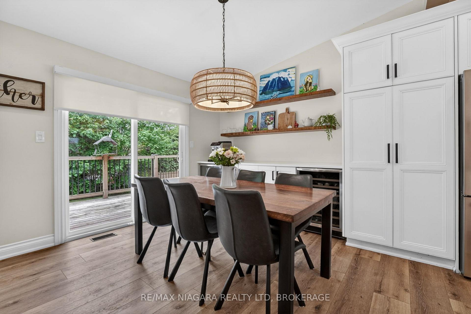 Photo 13 of 15 Cross Hill Road, Pelham, Fonthill — HOMEH