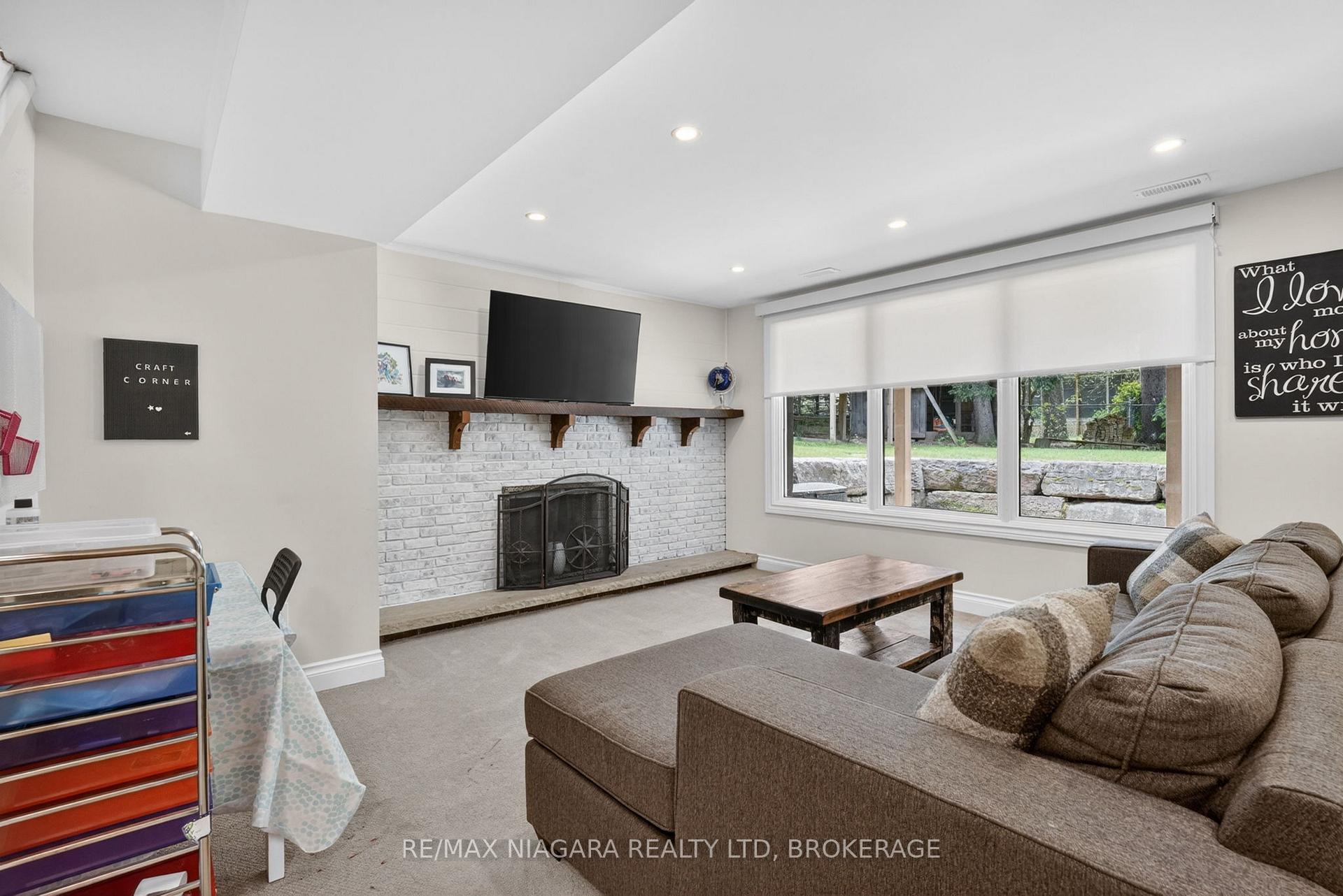Photo 28 of 15 Cross Hill Road, Pelham, Fonthill — HOMEH