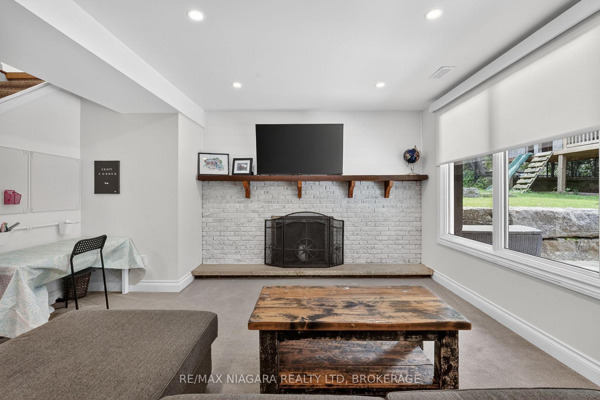 Photo 29 of 15 Cross Hill Road, Pelham, Fonthill — HOMEH