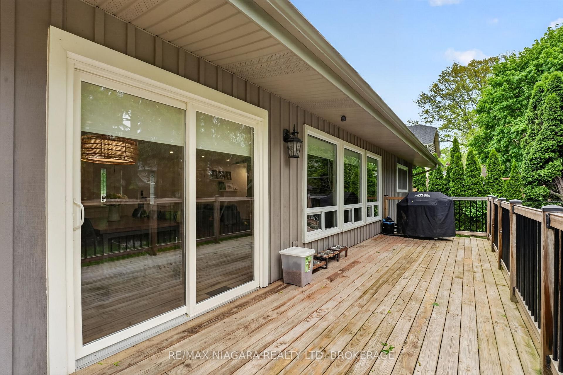 Photo 41 of 15 Cross Hill Road, Pelham, Fonthill — HOMEH