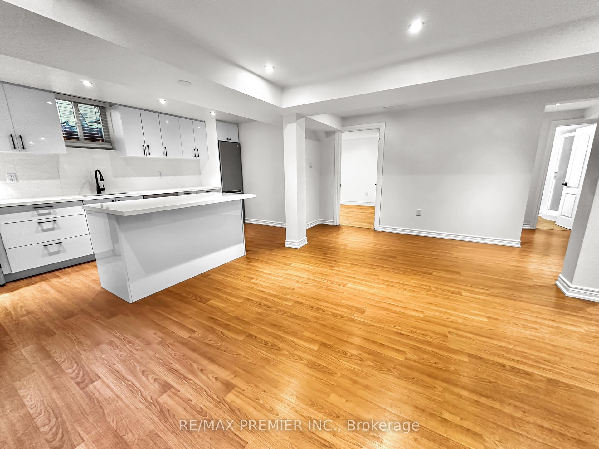 Photo 2 of Unit Lower, 277 Springside Road, Vaughan, Maple — HOMEH