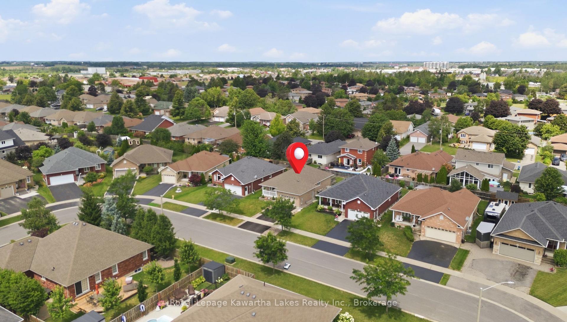 Photo 40 of 32 Gee Crescent, Kawartha Lakes, Lindsay — HOMEH