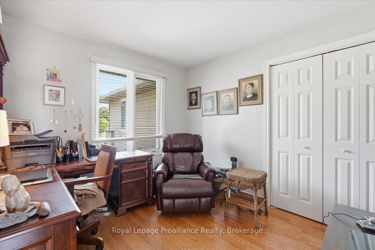 Photo 16 of 95 Dave Drive, Quinte West, Murray Ward — HOMEH
