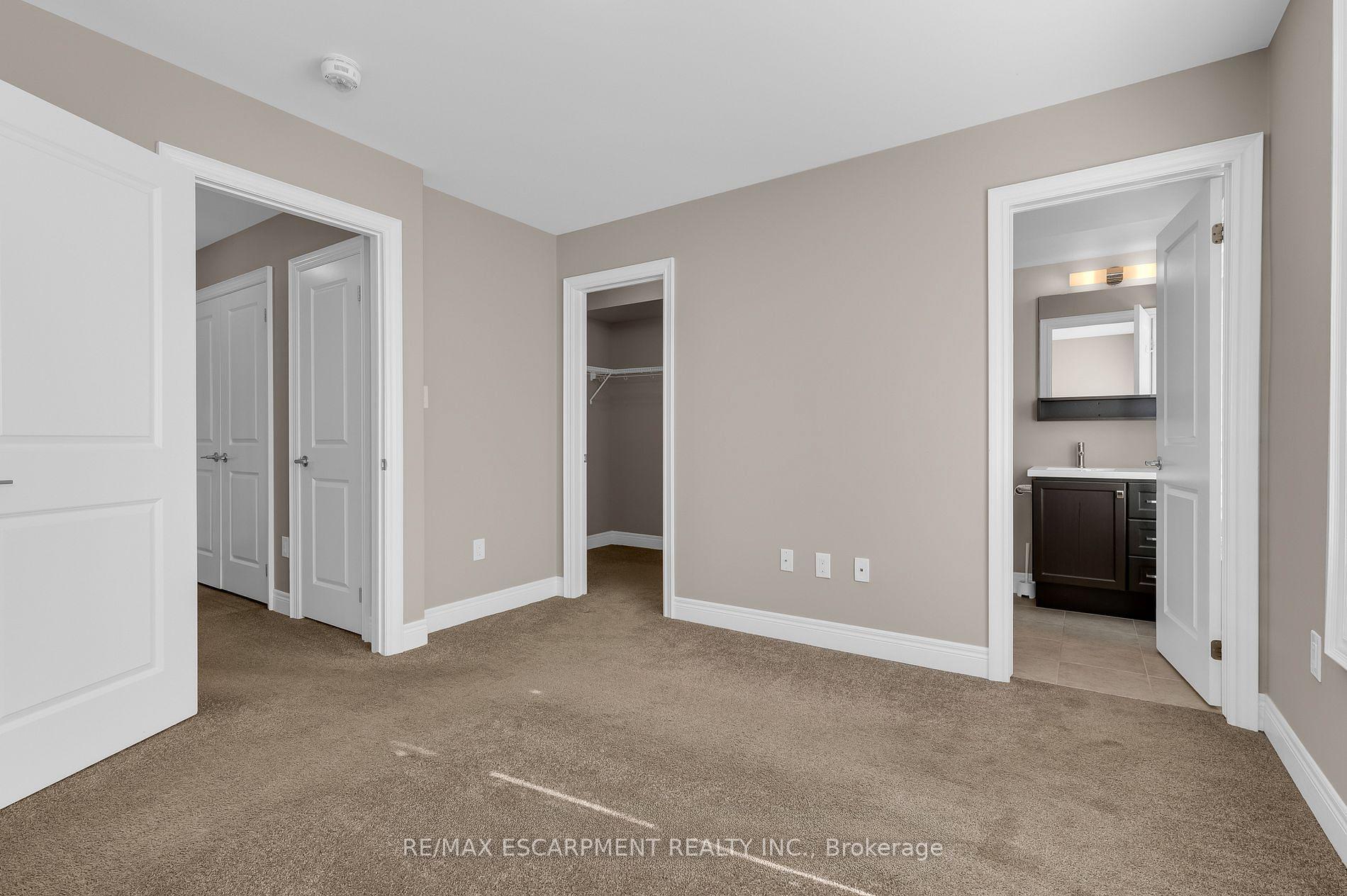 Photo 10 of 2 Waterview Lane, Grimsby, Grimsby Beach — HOMEH