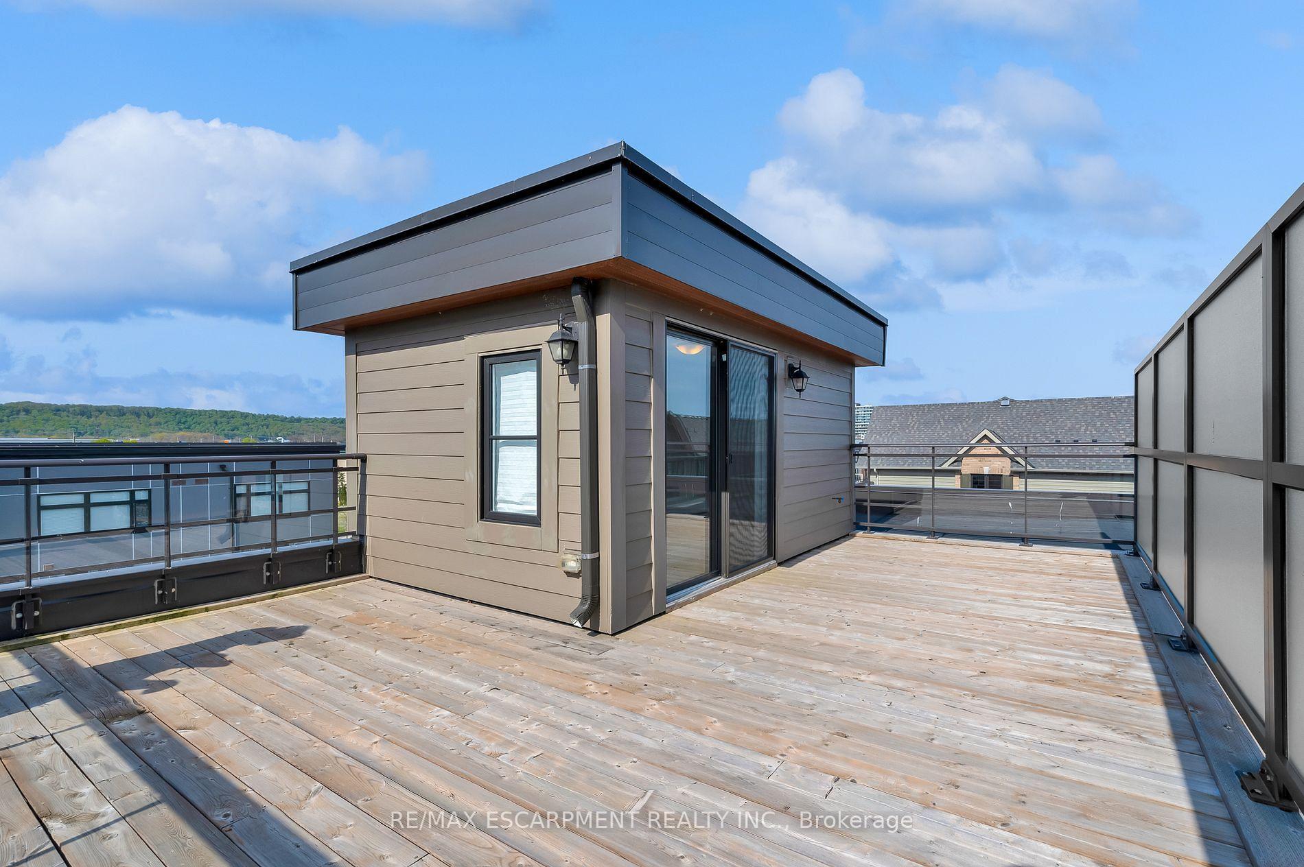 Photo 20 of 2 Waterview Lane, Grimsby, Grimsby Beach — HOMEH
