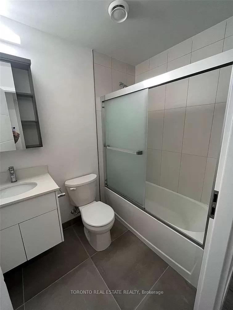 Photo 11 of Unit 3207, 60 Frederick Street, Kitchener, City Commercial Core — HOMEH