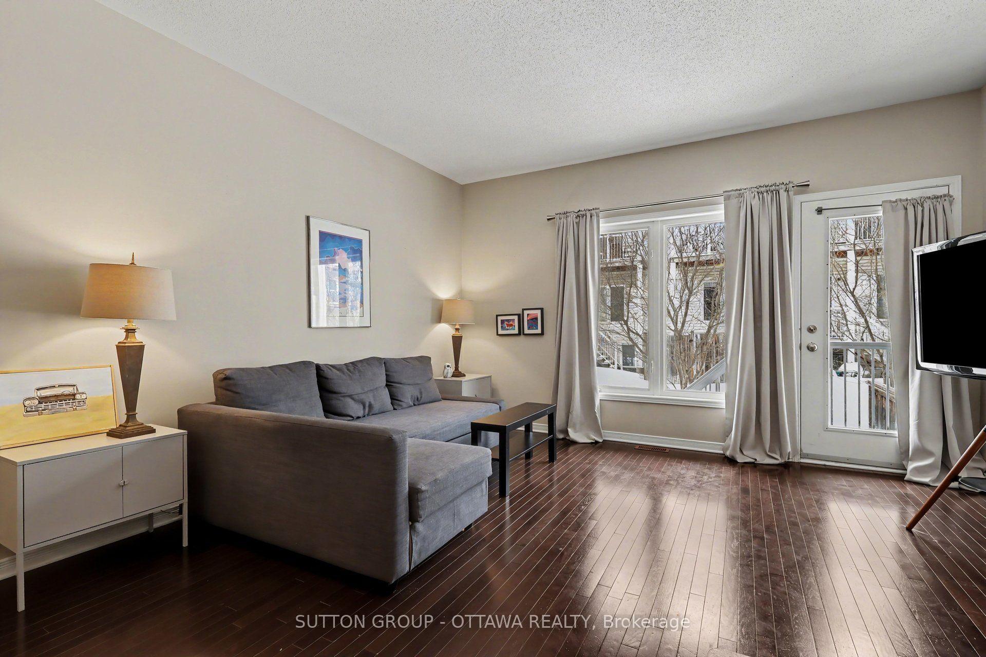 Photo 13 of Unit 36, 340 London Terrace, Ottawa, Manor Park — HOMEH