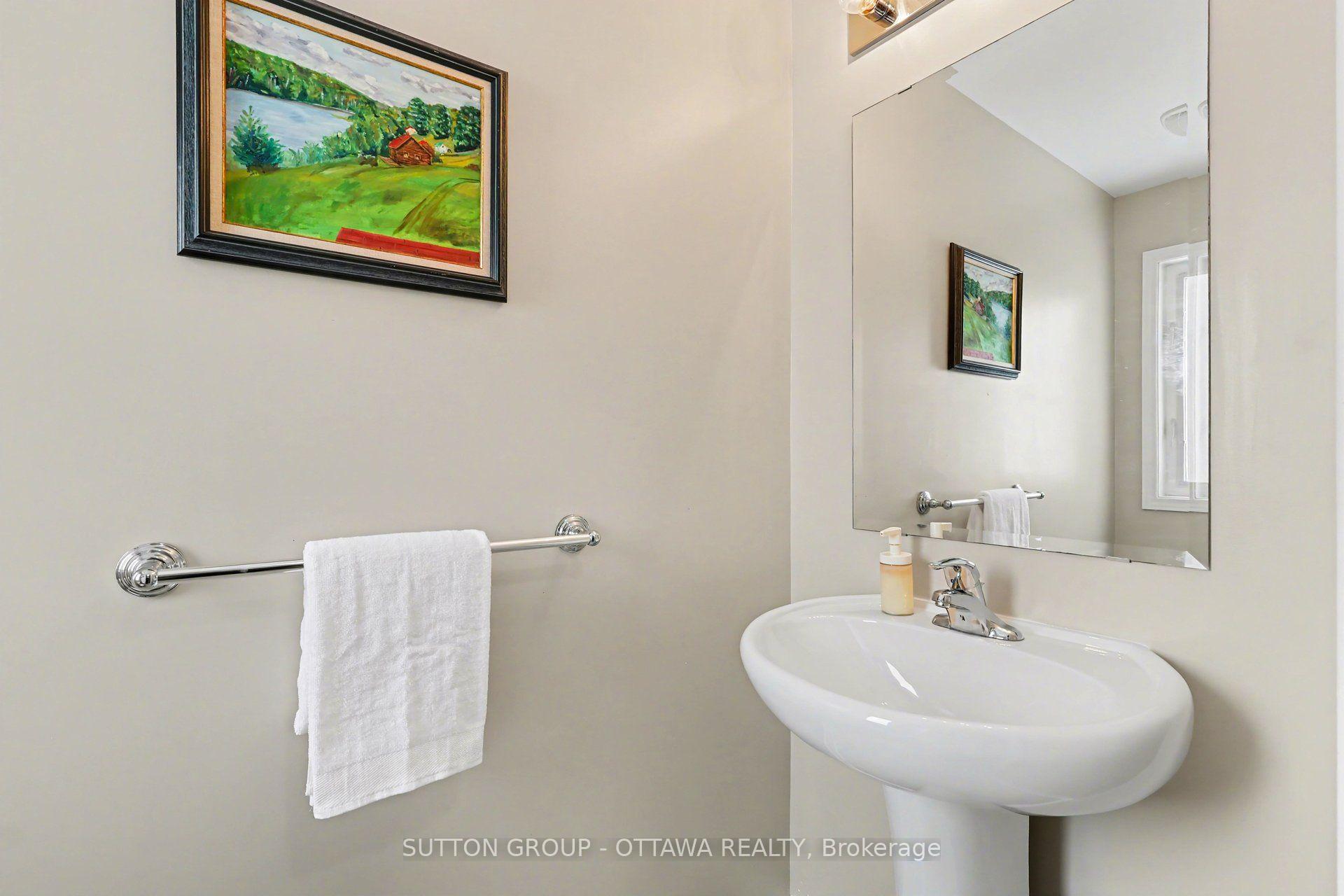 Photo 18 of Unit 36, 340 London Terrace, Ottawa, Manor Park — HOMEH