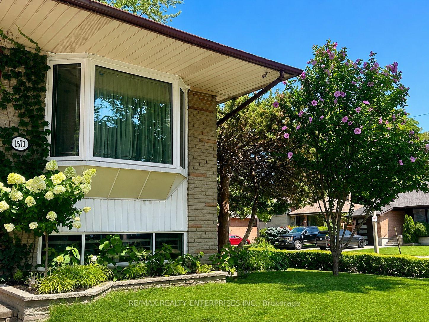 Photo 4 of 1571 Muir Road, Mississauga, Lakeview — HOMEH