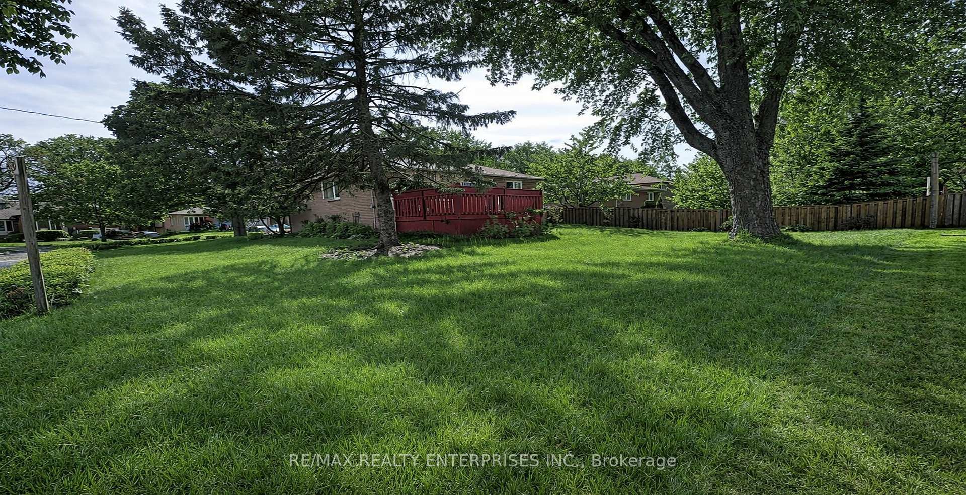 Photo 5 of 1571 Muir Road, Mississauga, Lakeview — HOMEH