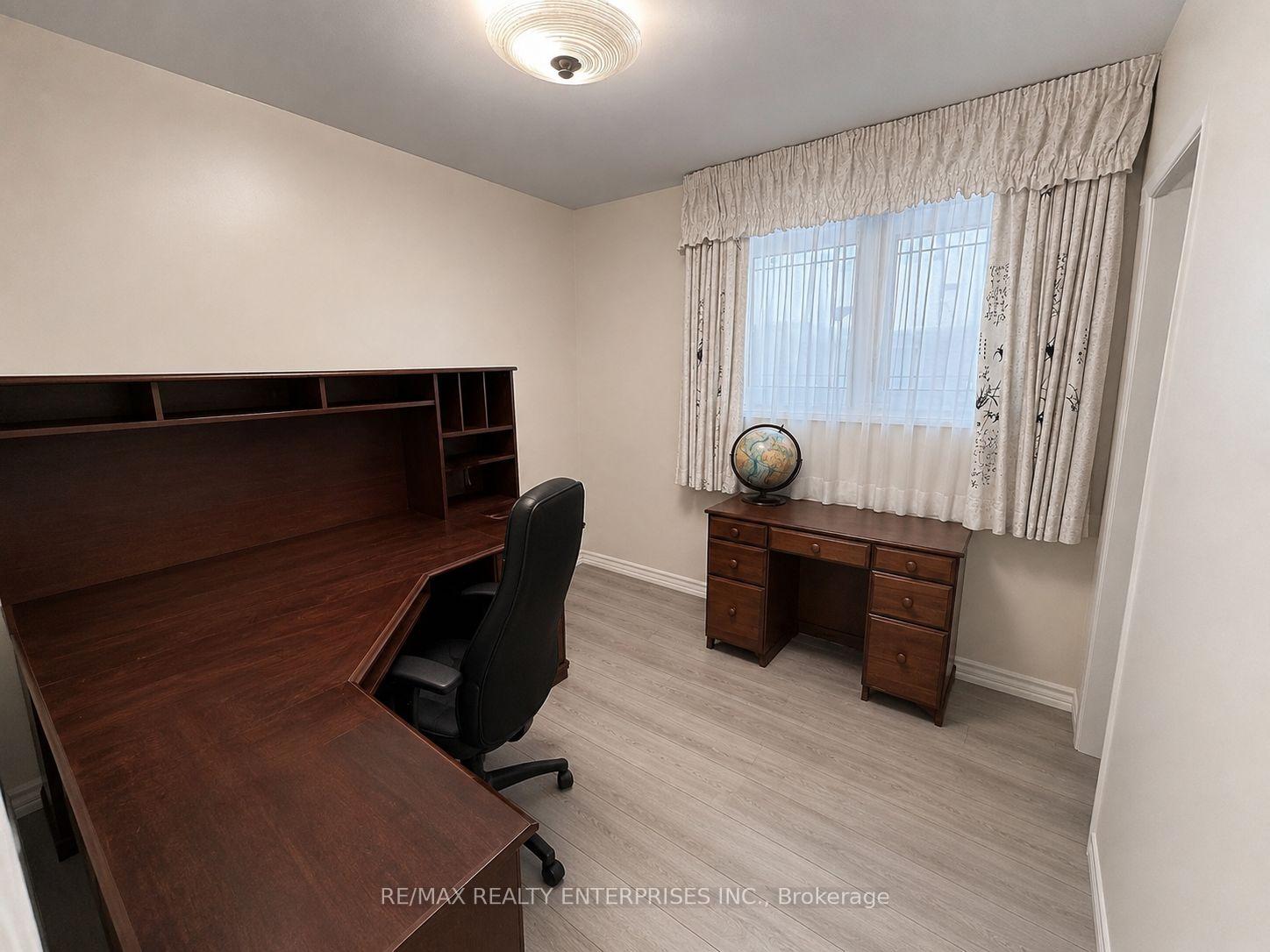 Photo 19 of 1571 Muir Road, Mississauga, Lakeview — HOMEH