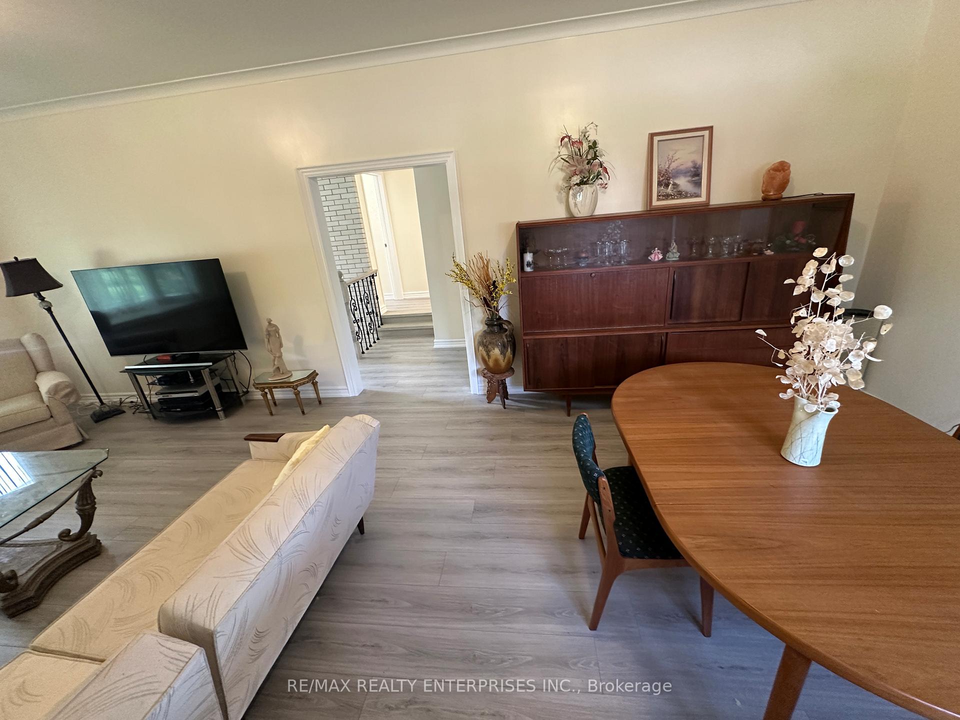 Photo 24 of 1571 Muir Road, Mississauga, Lakeview — HOMEH