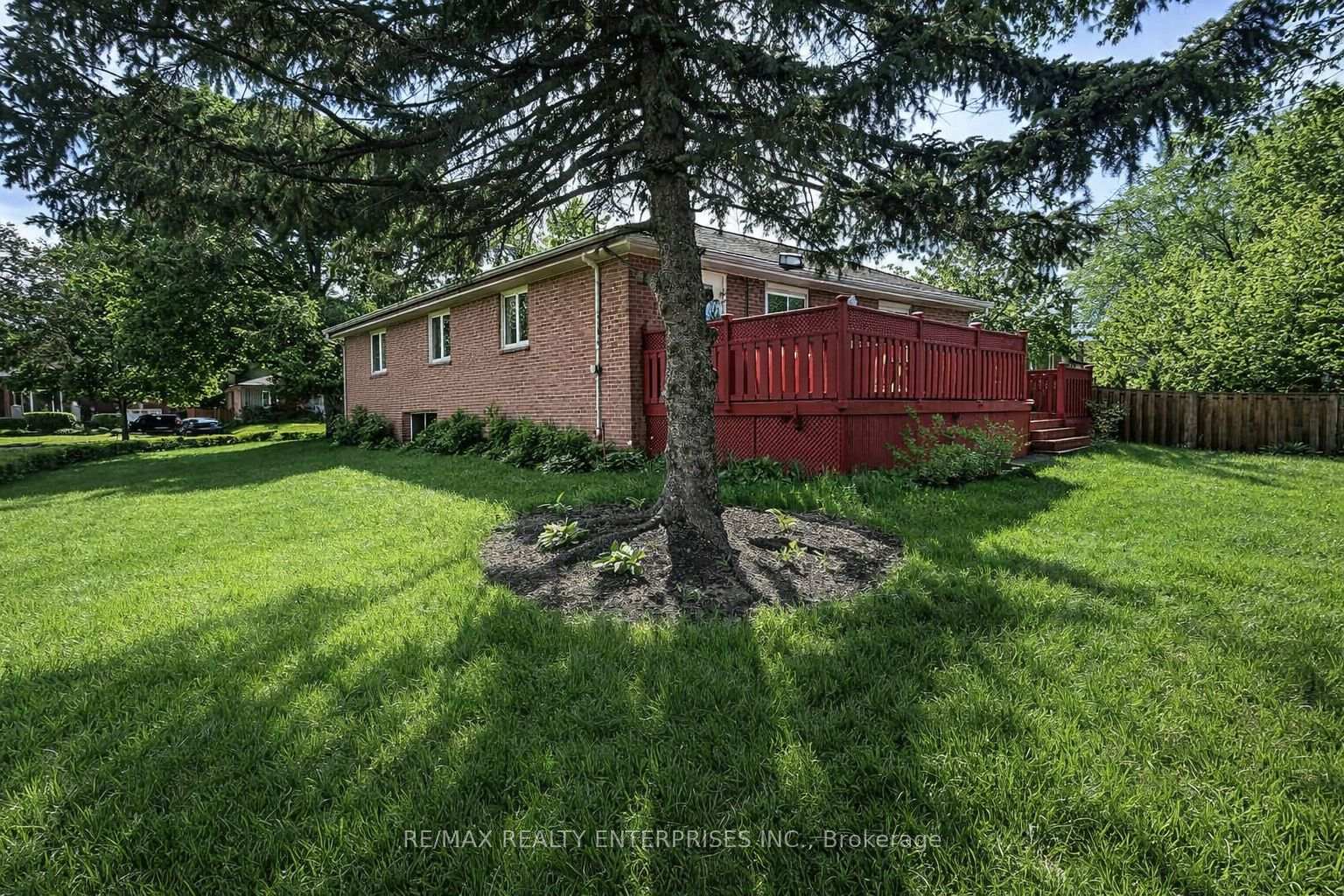 Photo 32 of 1571 Muir Road, Mississauga, Lakeview — HOMEH