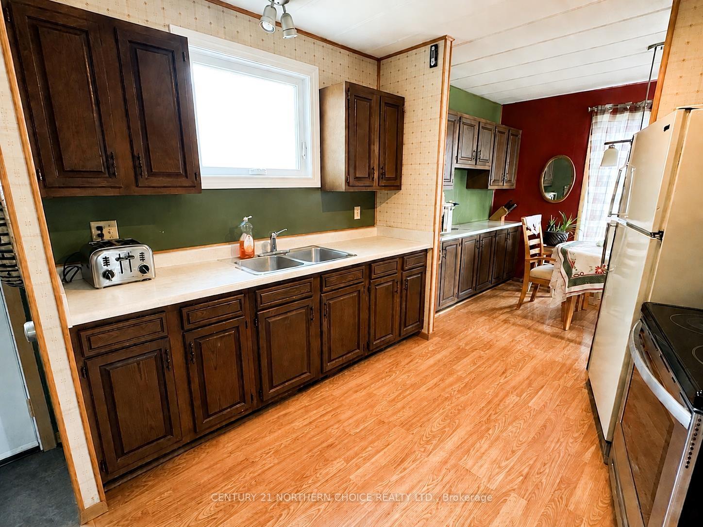 Photo 4 of 101 Detta Road, Red Lake — HOMEH