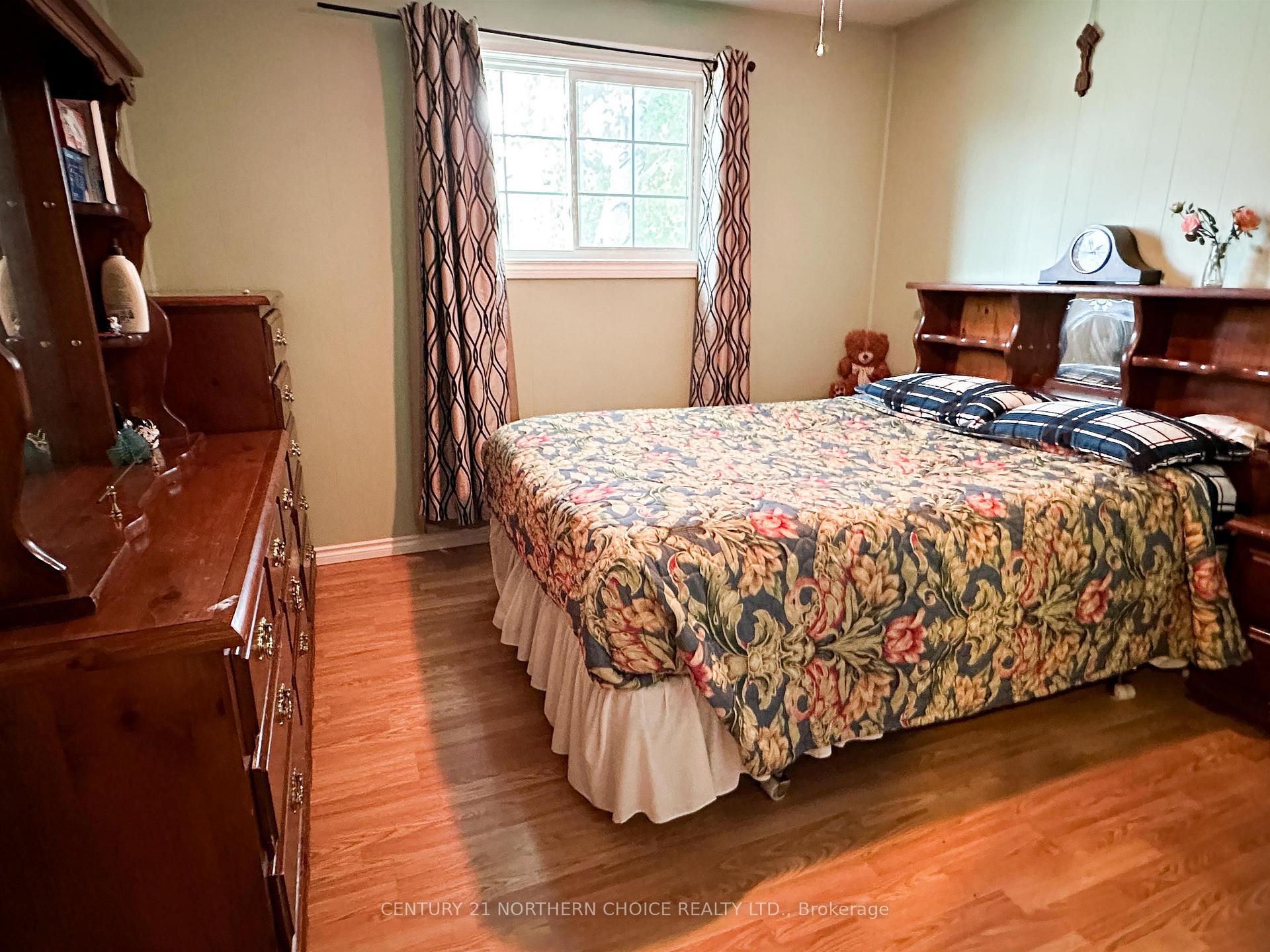 Photo 9 of 101 Detta Road, Red Lake — HOMEH