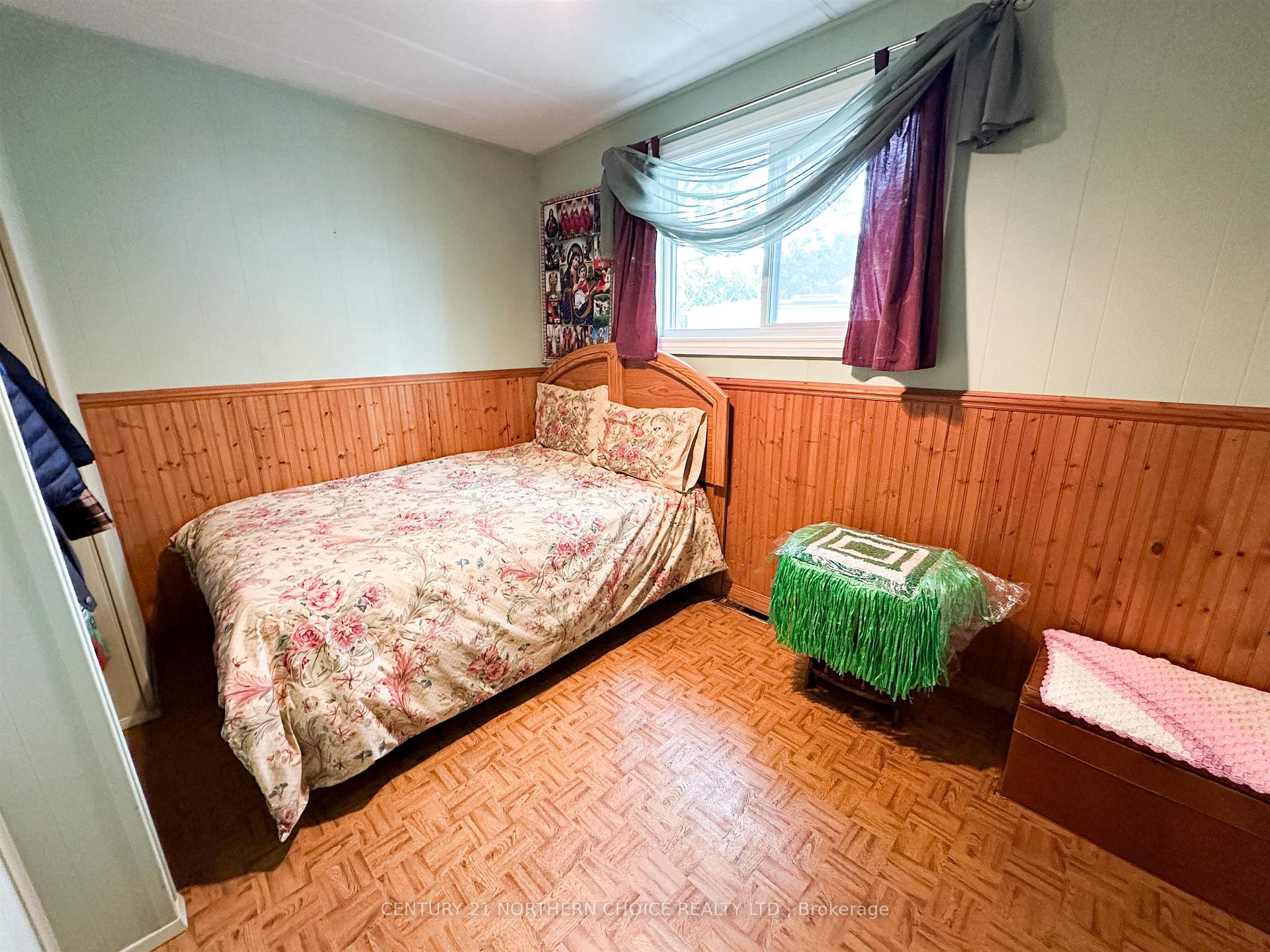 Photo 11 of 101 Detta Road, Red Lake — HOMEH