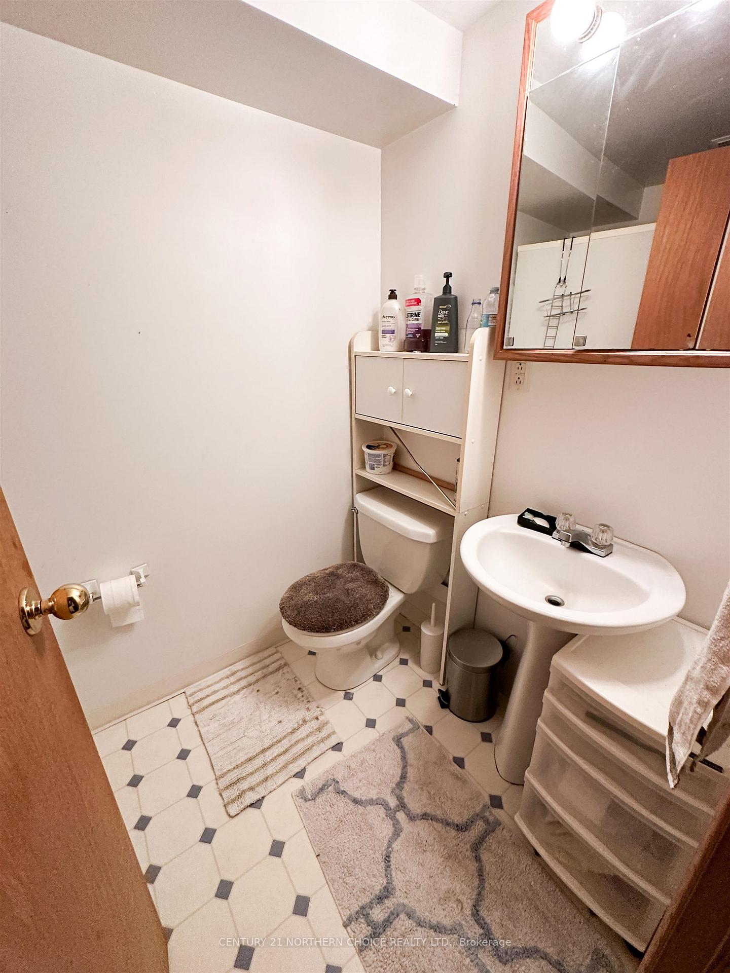 Photo 13 of 101 Detta Road, Red Lake — HOMEH