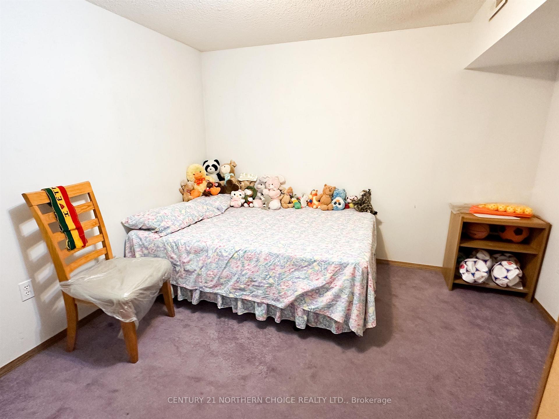 Photo 15 of 101 Detta Road, Red Lake — HOMEH