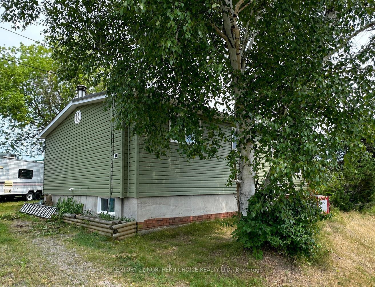 Photo 19 of 101 Detta Road, Red Lake — HOMEH