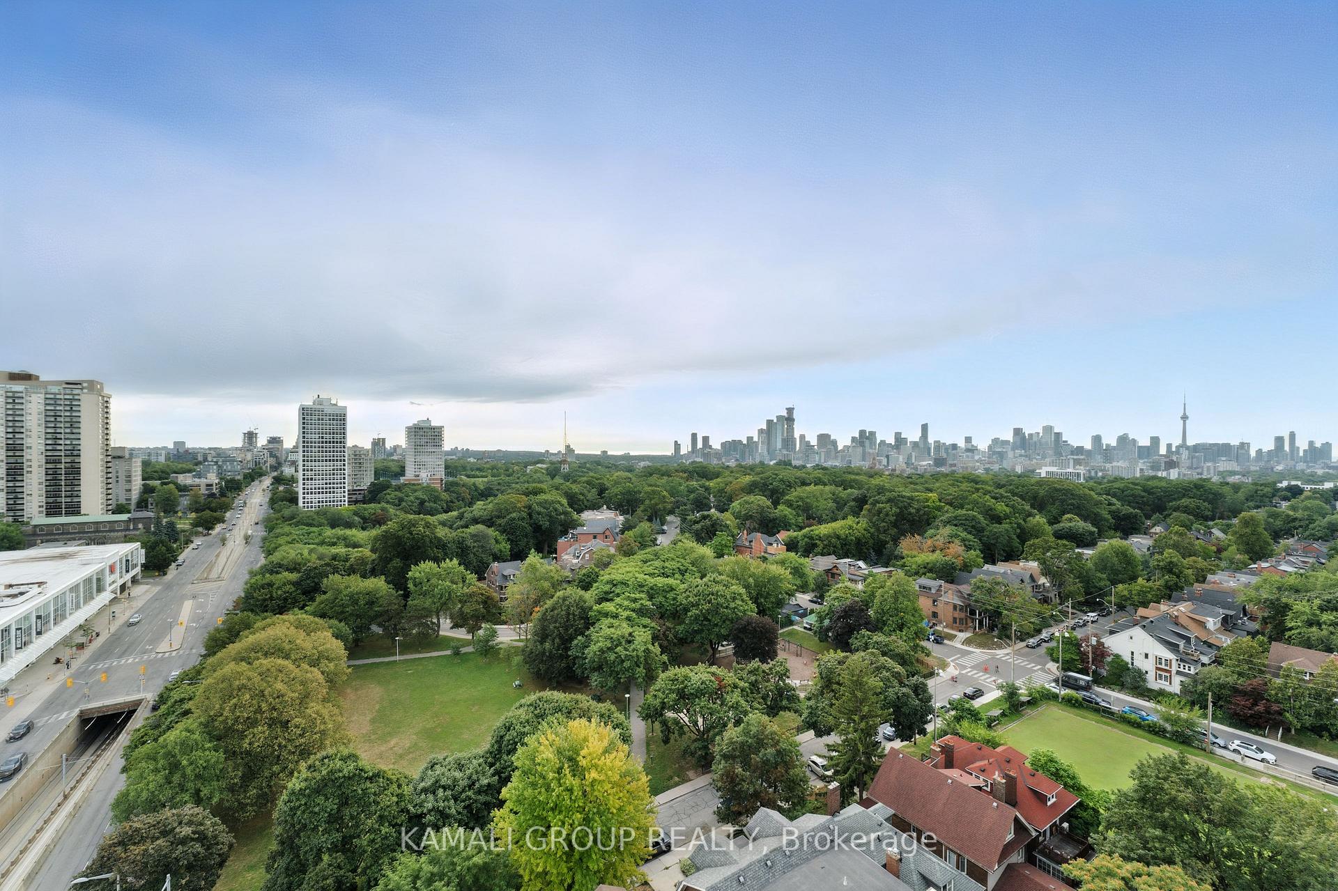 Photo 12 of Unit 1303, 501 St Clair Avenue W, Toronto, Casa Loma — HOMEH