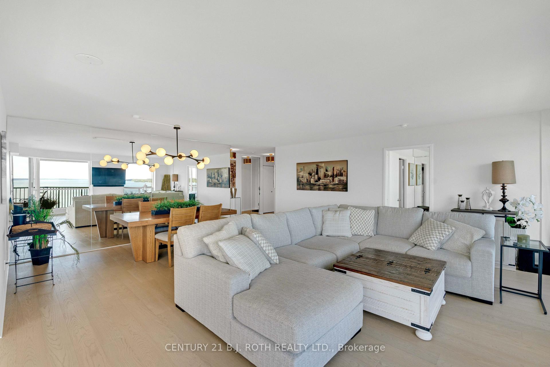 Photo 4 of Unit 1104, 65 Ellen Street, Barrie, City Centre — HOMEH