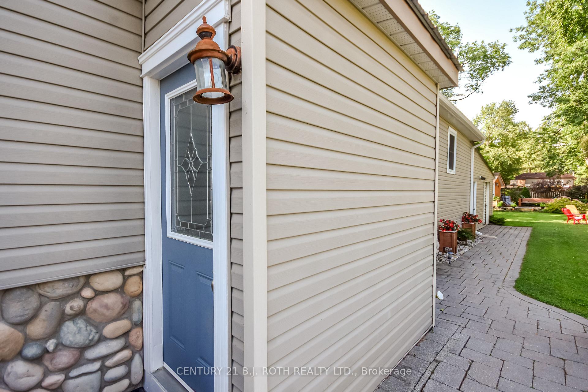 Photo 27 of 3448 Coronation Avenue, Severn, West Shore — HOMEH