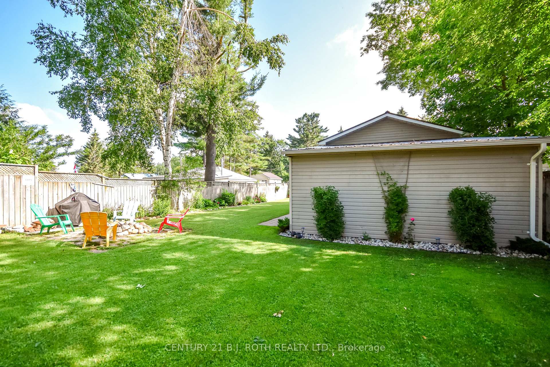 Photo 33 of 3448 Coronation Avenue, Severn, West Shore — HOMEH