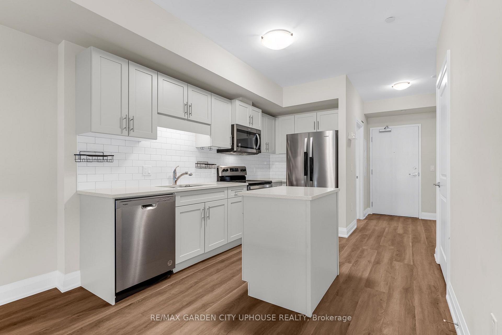 Photo 2 of Unit 102, 118 Summerside Boulevard, Pelham, Fonthill — HOMEH