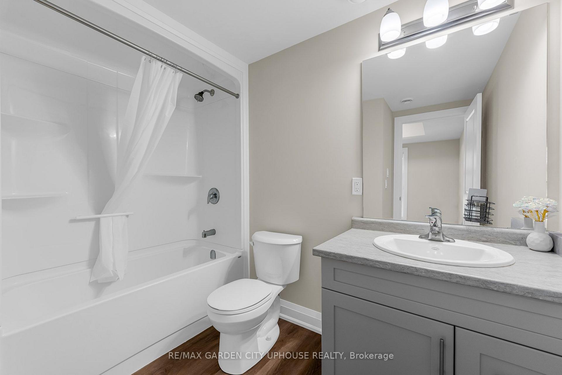 Photo 12 of Unit 102, 118 Summerside Boulevard, Pelham, Fonthill — HOMEH