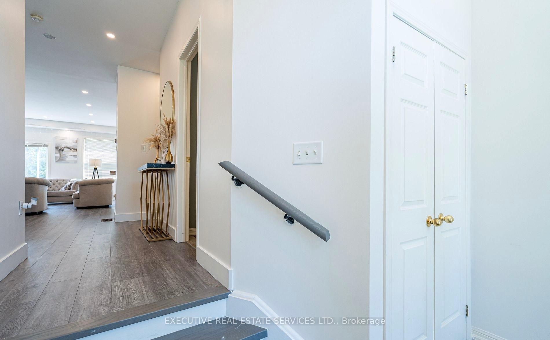 Photo 5 of 25 Dreamcrest Court, Whitby, Pringle Creek — HOMEH
