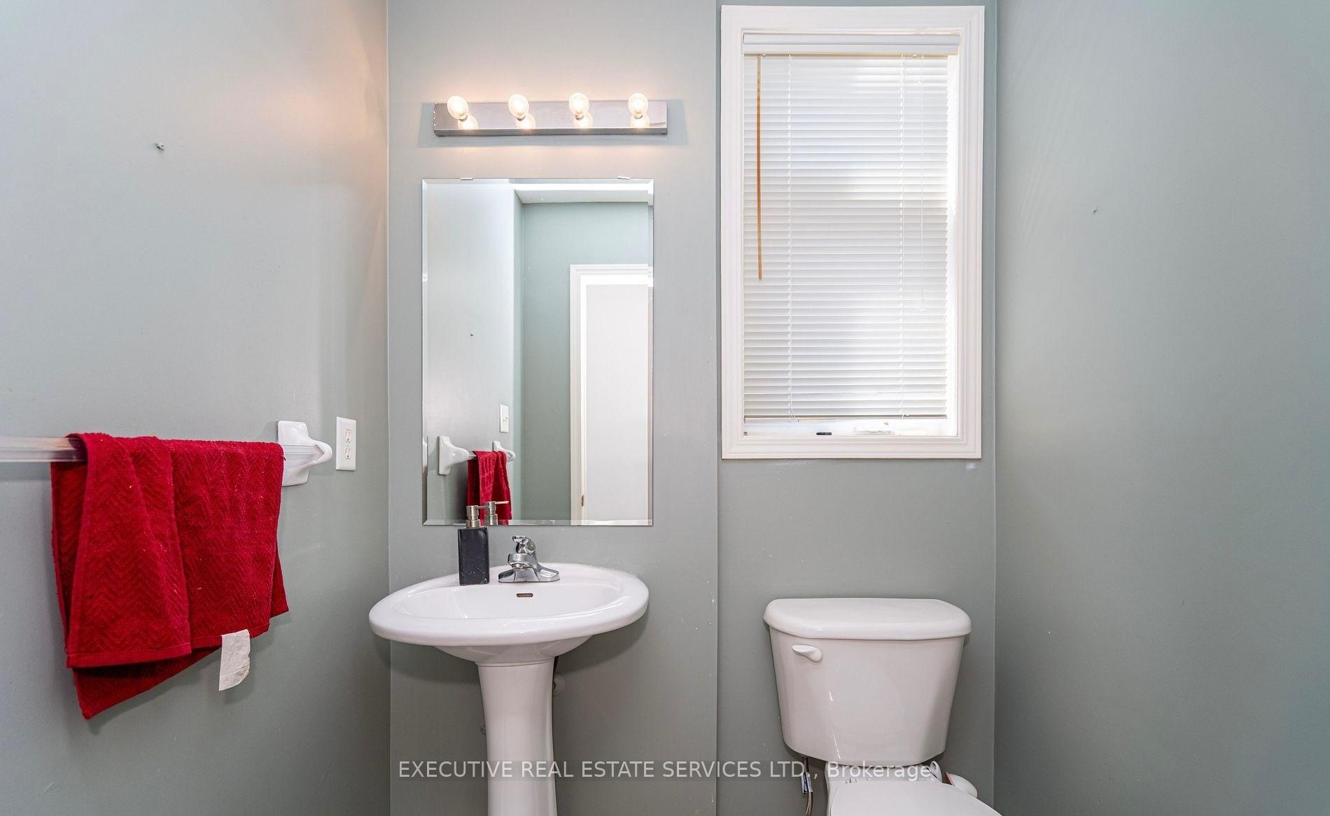 Photo 23 of 25 Dreamcrest Court, Whitby, Pringle Creek — HOMEH