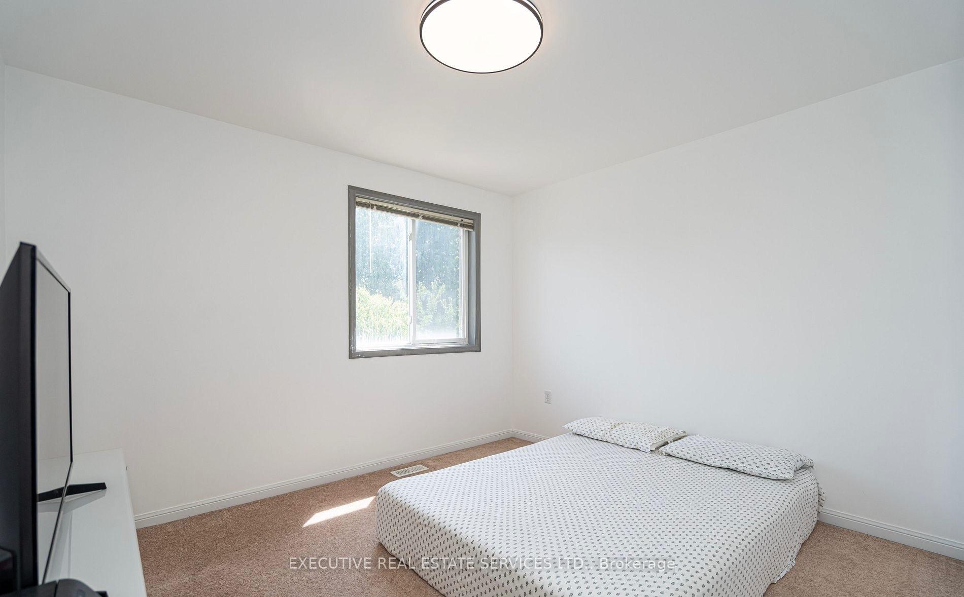 Photo 34 of 25 Dreamcrest Court, Whitby, Pringle Creek — HOMEH