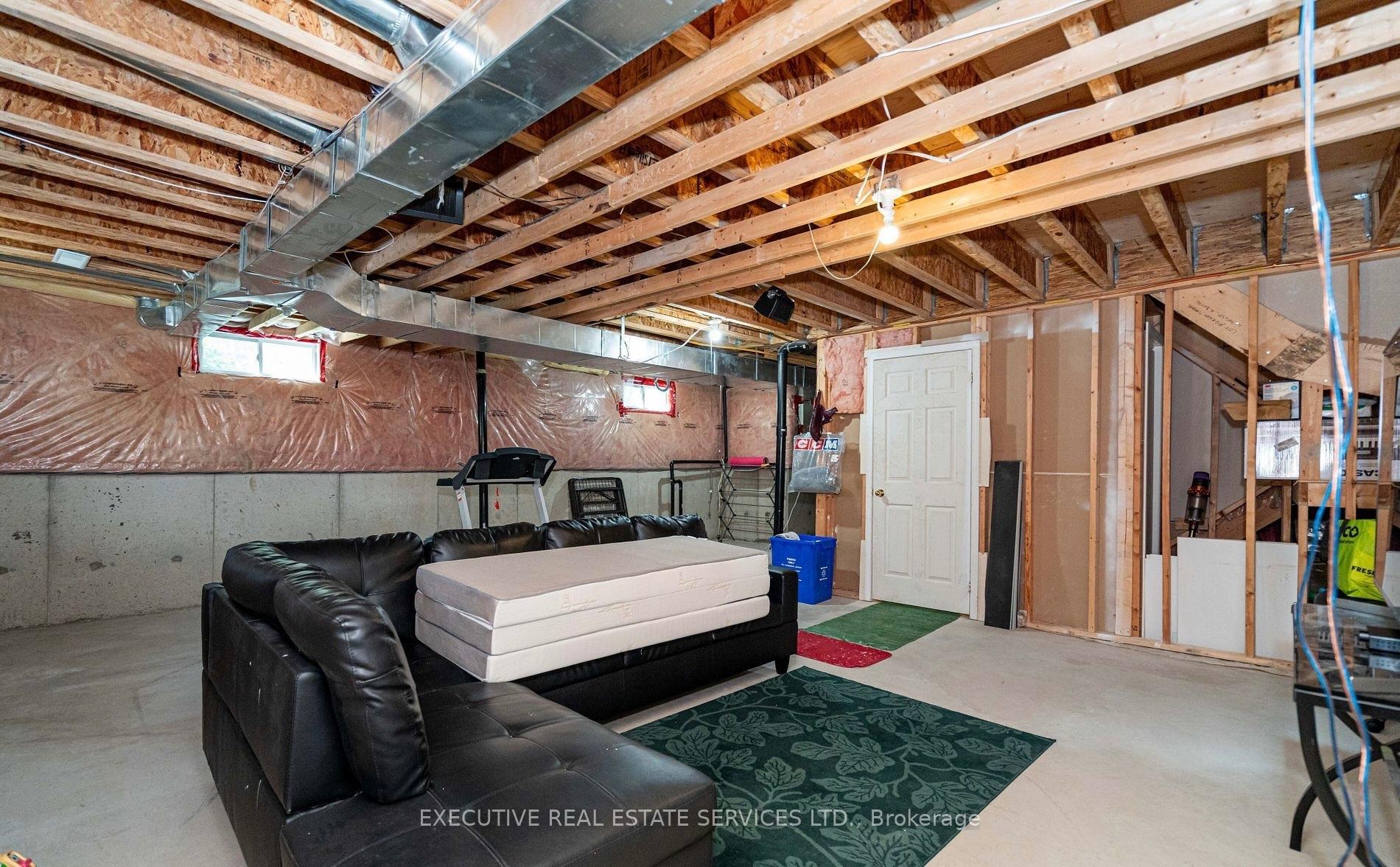 Photo 36 of 25 Dreamcrest Court, Whitby, Pringle Creek — HOMEH