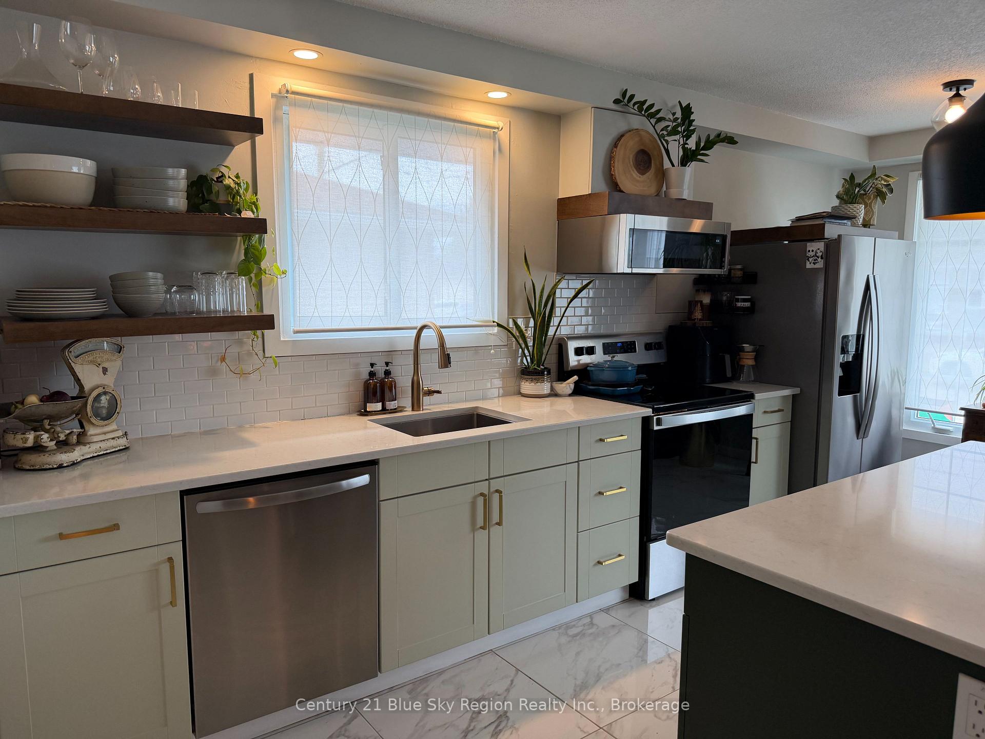 Photo 7 of 40 Charlton Crescent, North Bay, Ferris — HOMEH