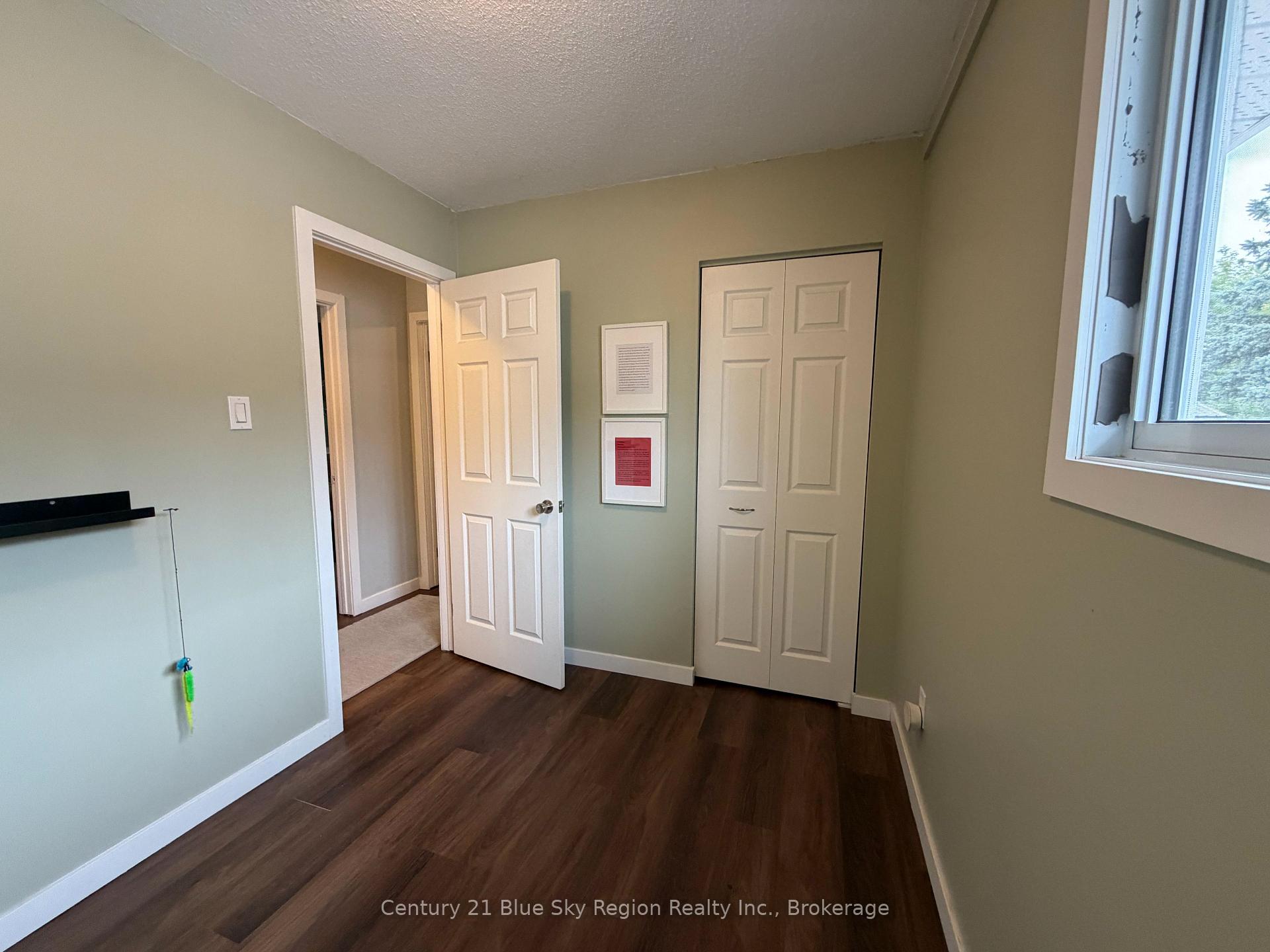 Photo 11 of 40 Charlton Crescent, North Bay, Ferris — HOMEH