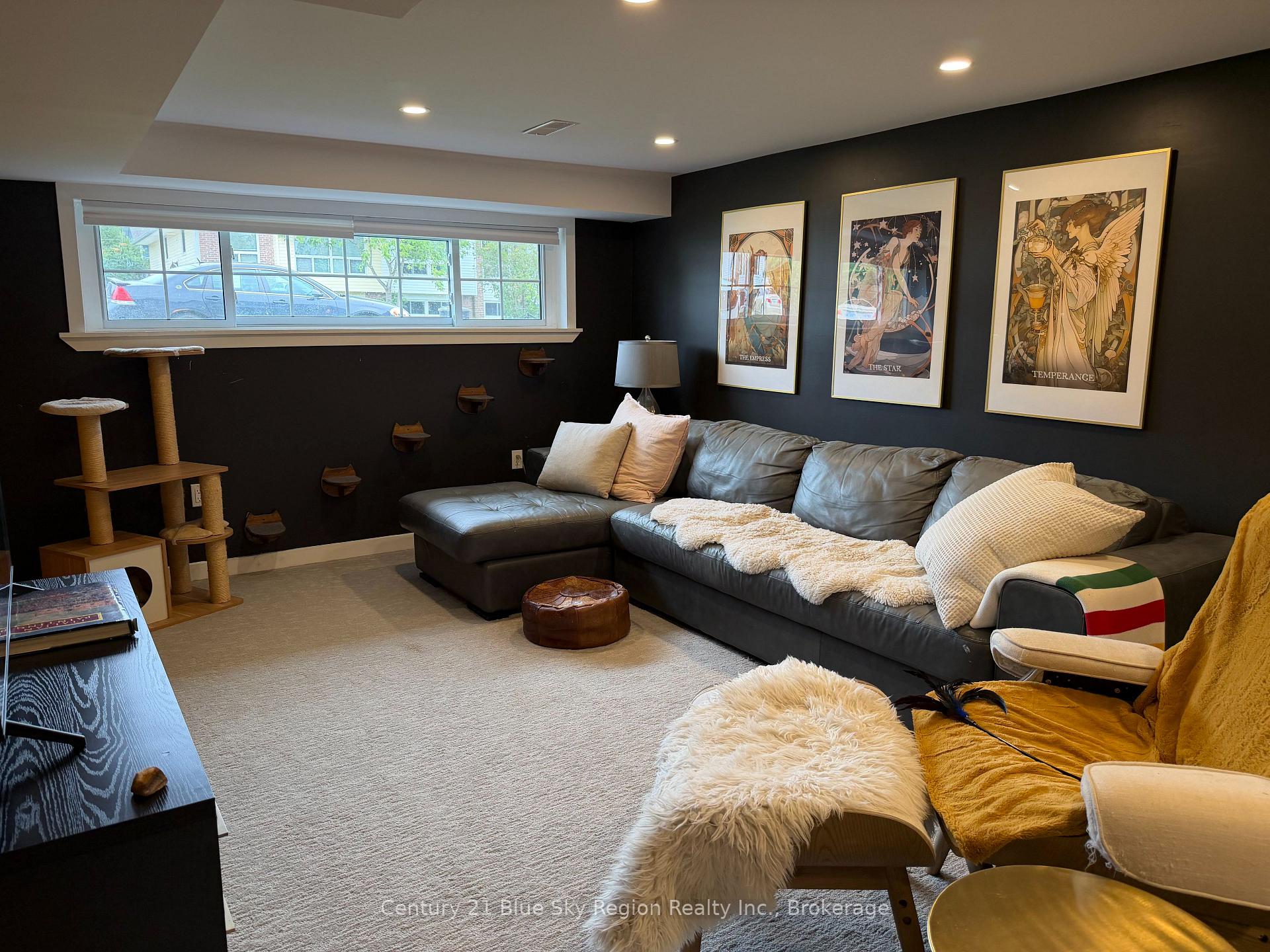 Photo 23 of 40 Charlton Crescent, North Bay, Ferris — HOMEH
