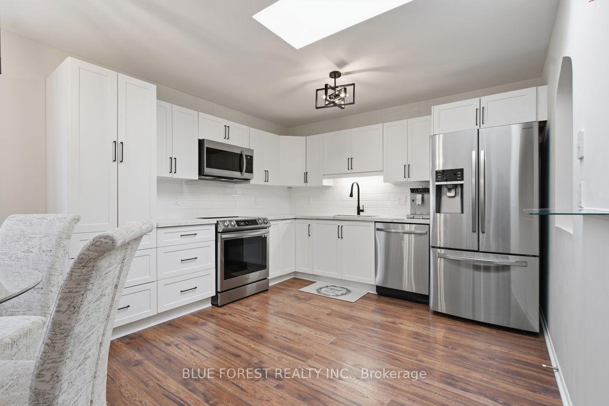 Photo 14 of 1406 Aspenridge Crescent, London, East A — HOMEH