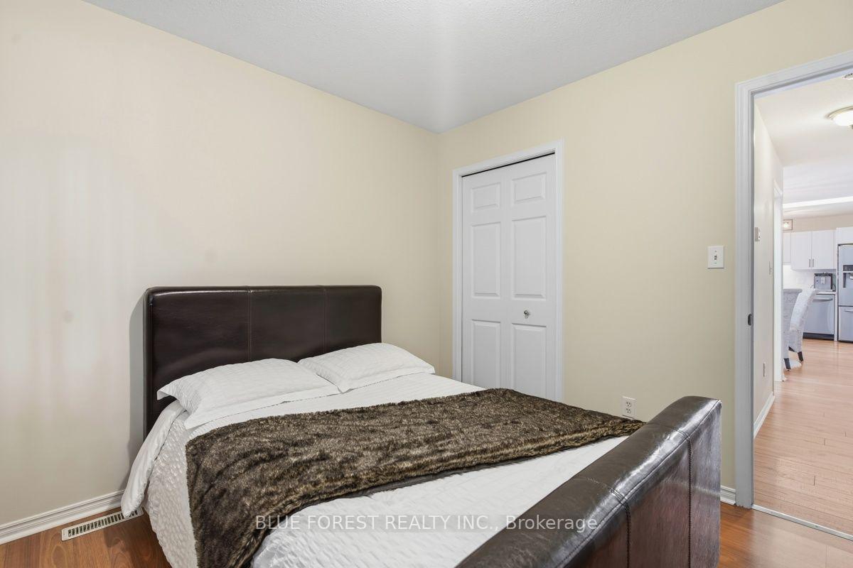 Photo 22 of 1406 Aspenridge Crescent, London, East A — HOMEH