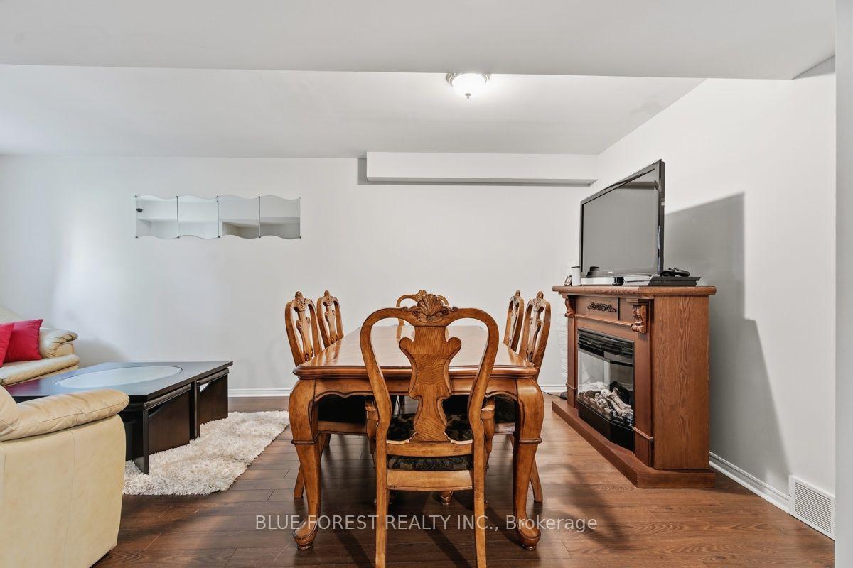 Photo 30 of 1406 Aspenridge Crescent, London, East A — HOMEH