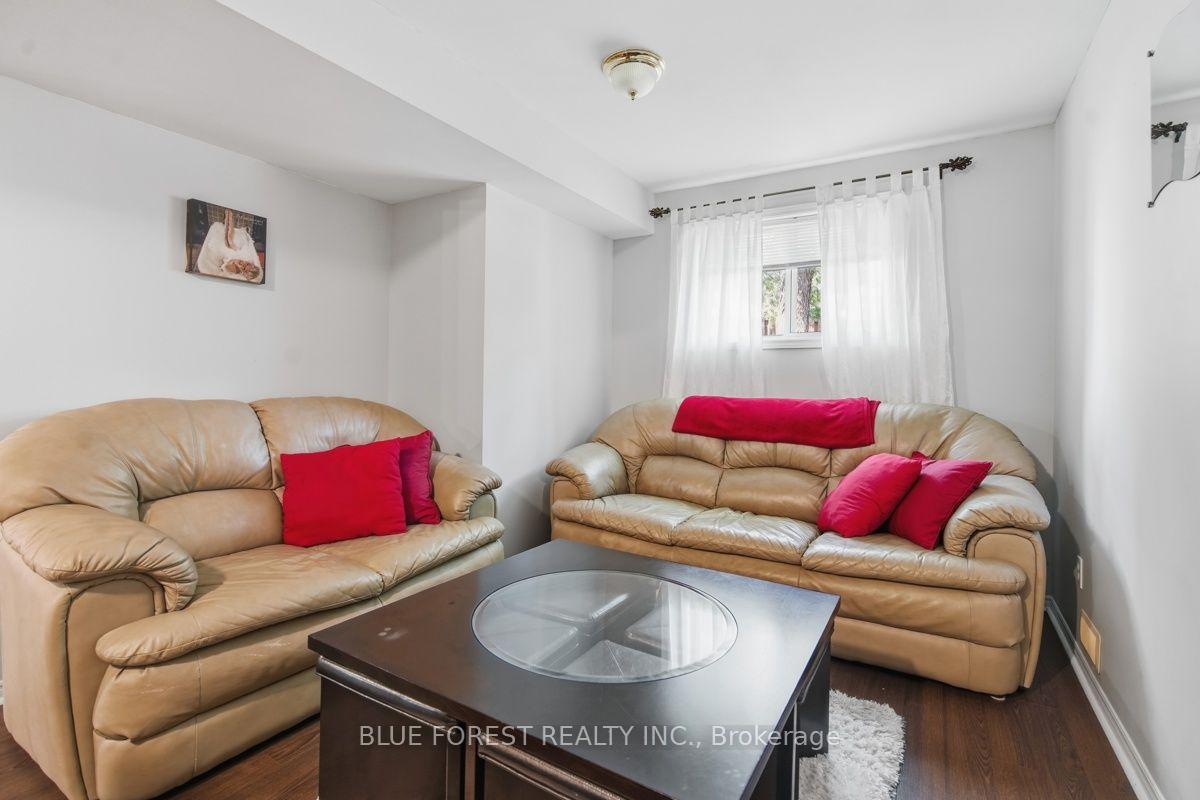 Photo 32 of 1406 Aspenridge Crescent, London, East A — HOMEH