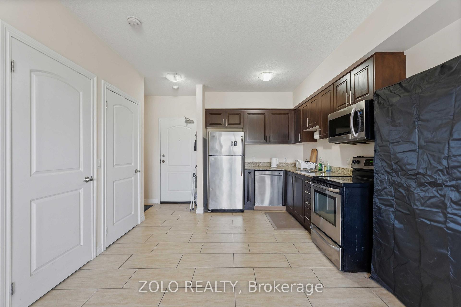 Photo 8 of Unit 304, 886 Golf Links Road, Hamilton, Meadowlands — HOMEH
