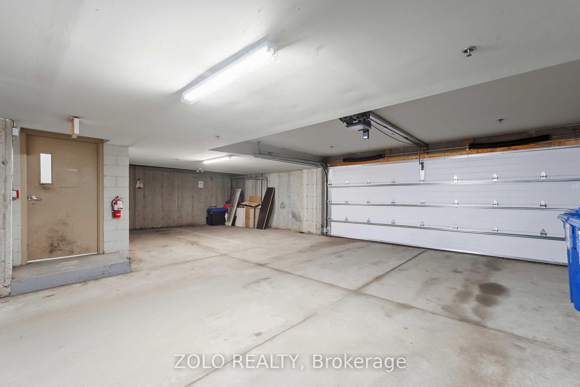 Photo 19 of Unit 304, 886 Golf Links Road, Hamilton, Meadowlands — HOMEH