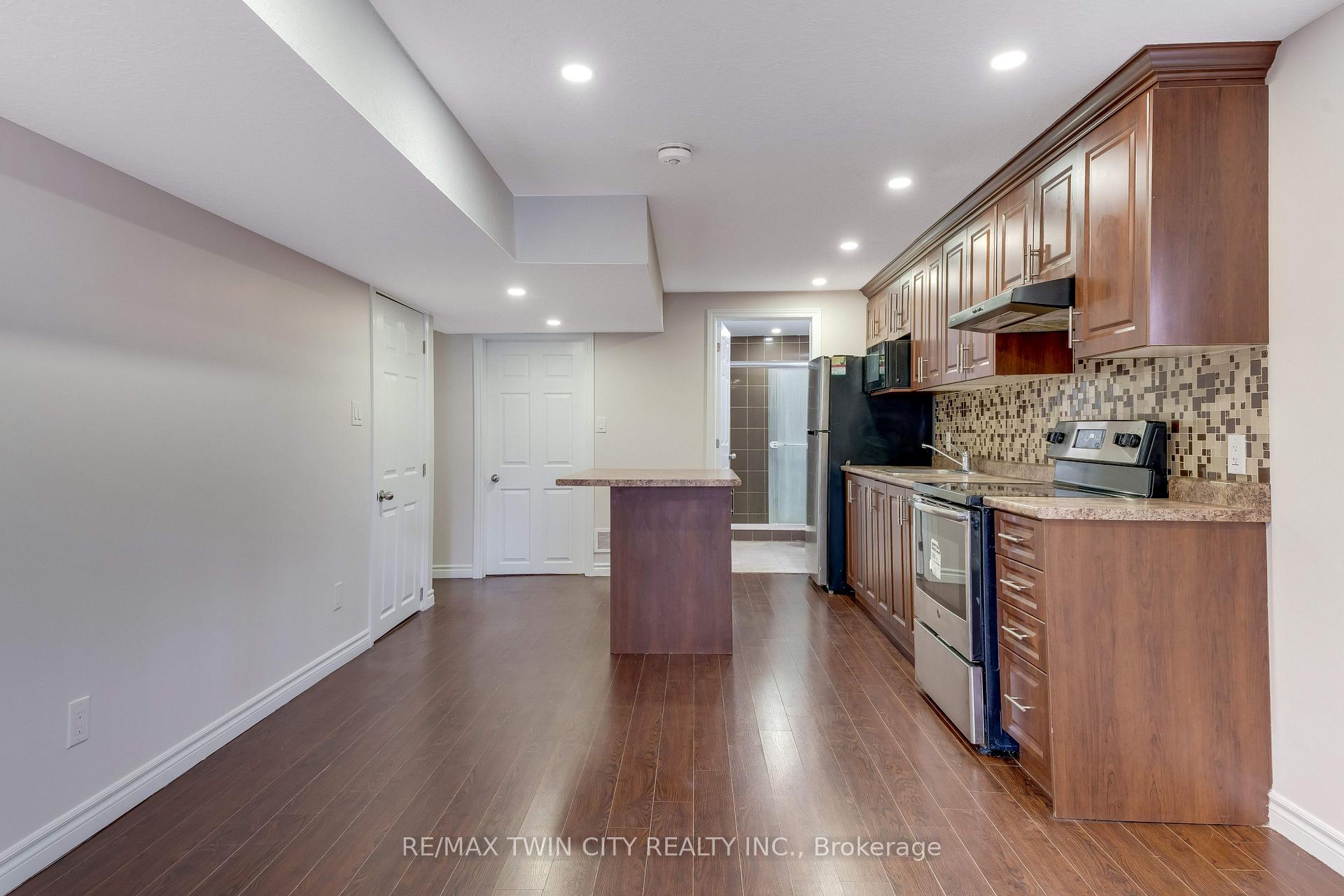 Photo 34 of 1263 Countrystone Drive, Kitchener, Highland West — HOMEH