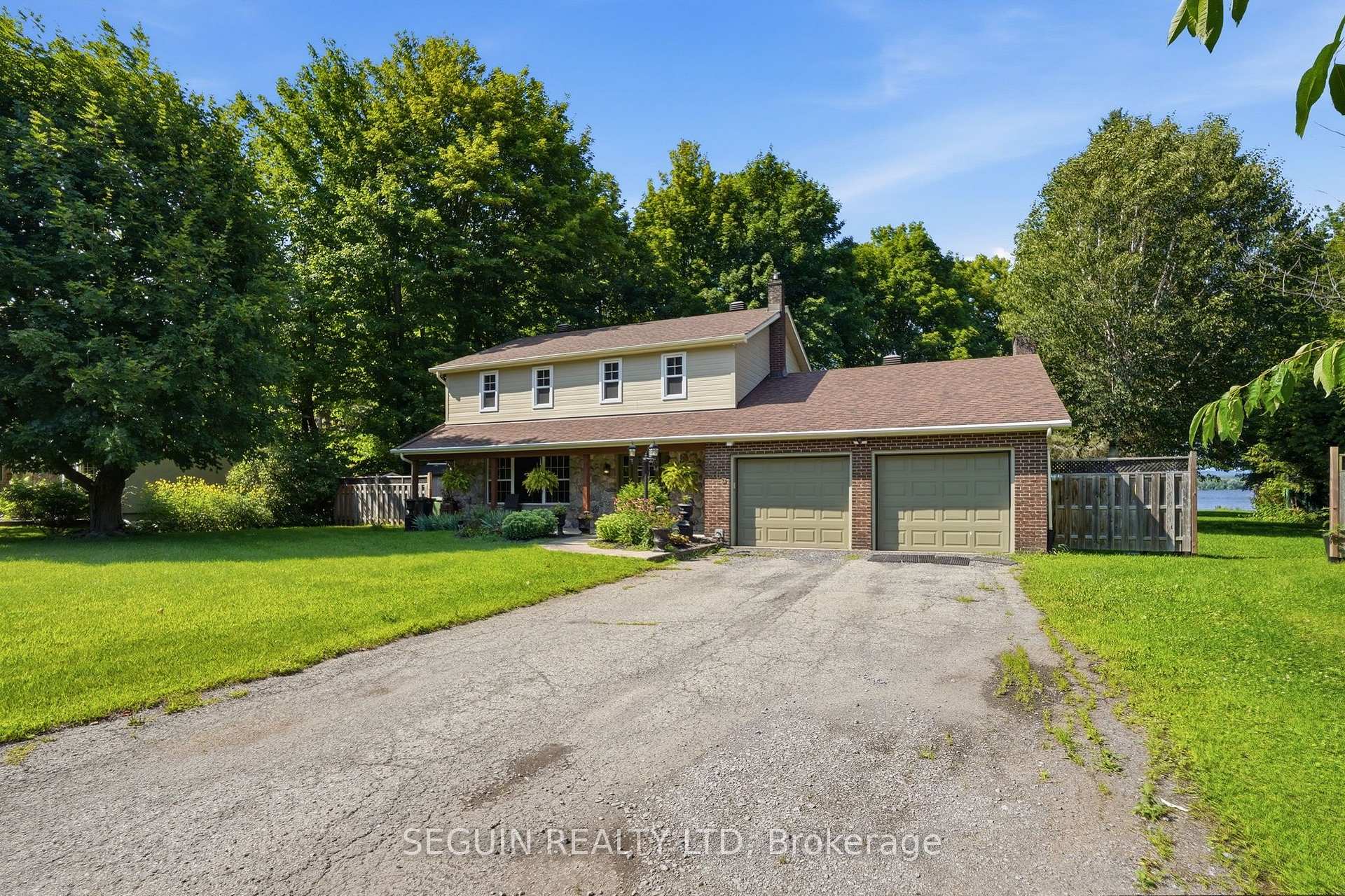 Photo 3 of 2865 Front Road, Champlain, Champlain Twp — HOMEH