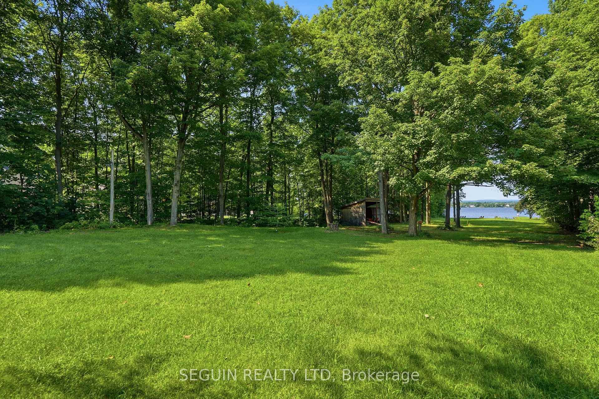 Photo 5 of 2865 Front Road, Champlain, Champlain Twp — HOMEH