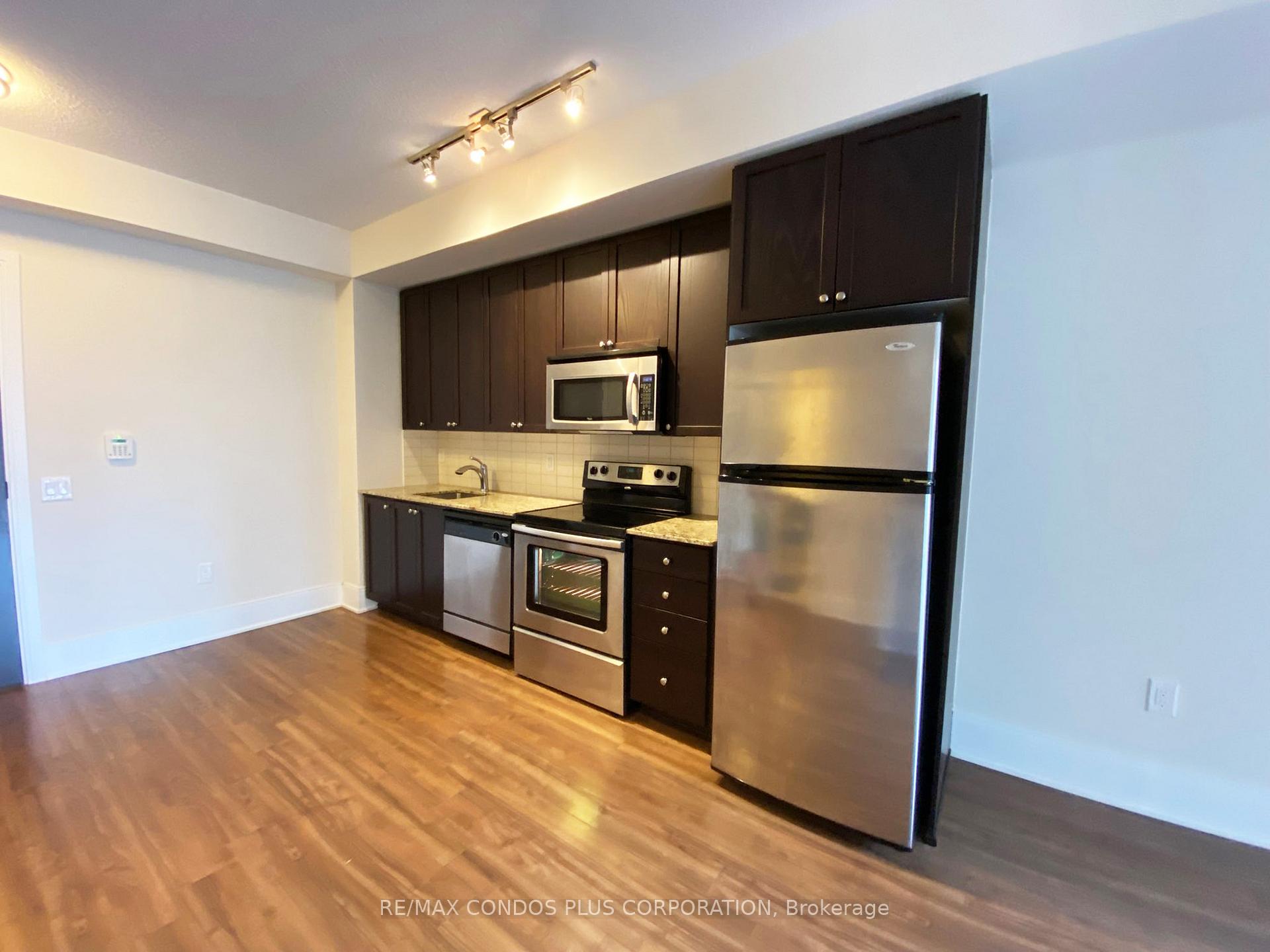 Photo 4 of Unit 325, 560 Front Street W, Toronto, Waterfront Communities — HOMEH