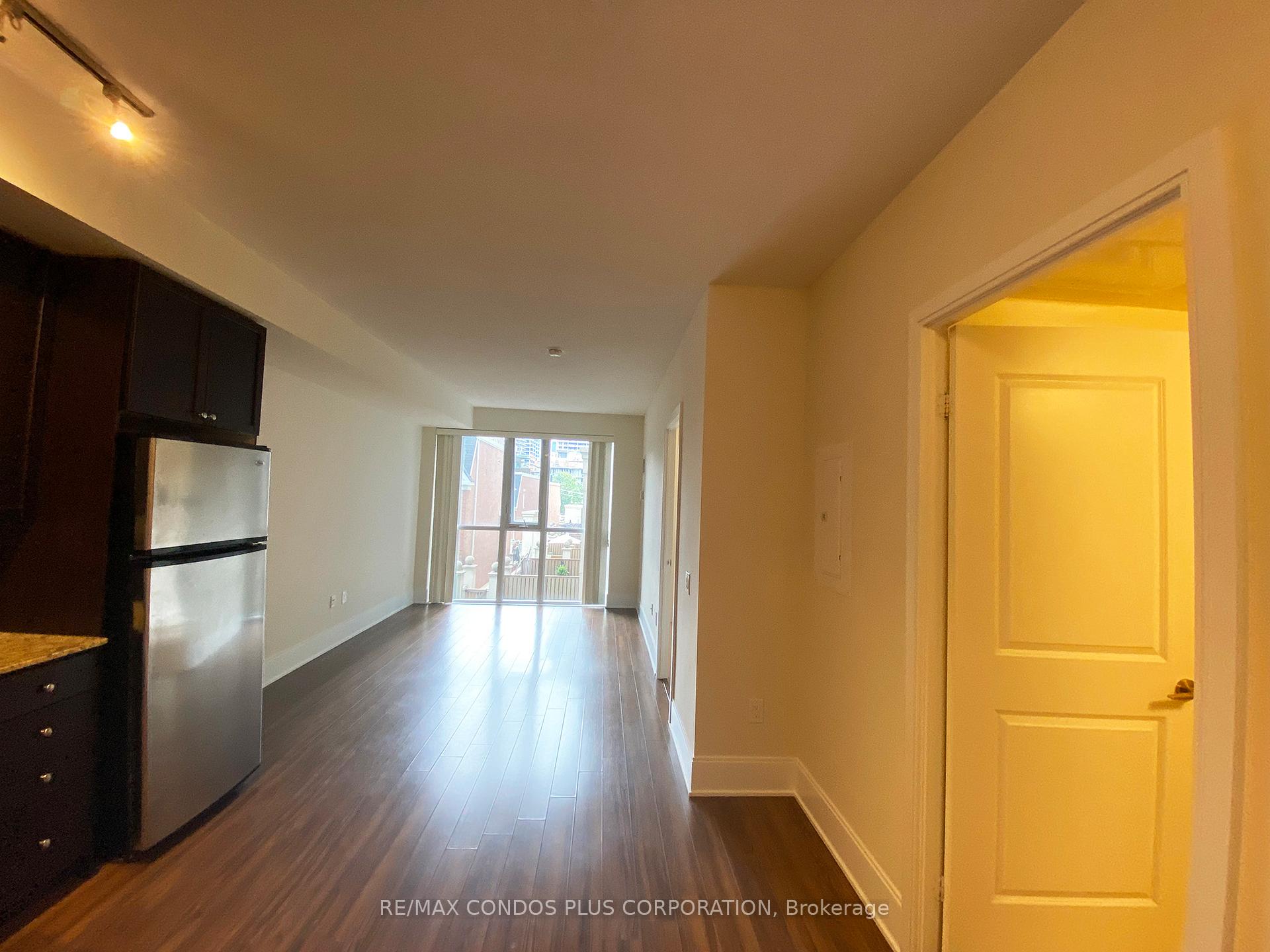 Photo 7 of Unit 325, 560 Front Street W, Toronto, Waterfront Communities — HOMEH