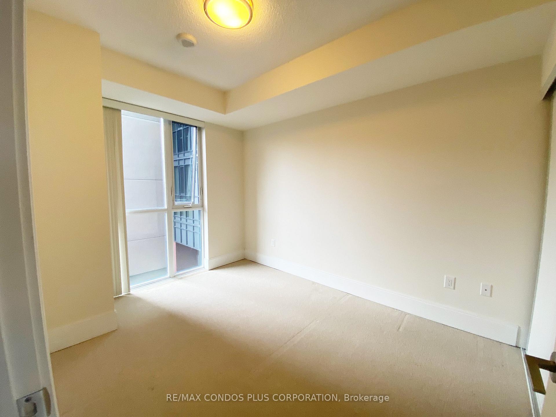 Photo 13 of Unit 325, 560 Front Street W, Toronto, Waterfront Communities — HOMEH
