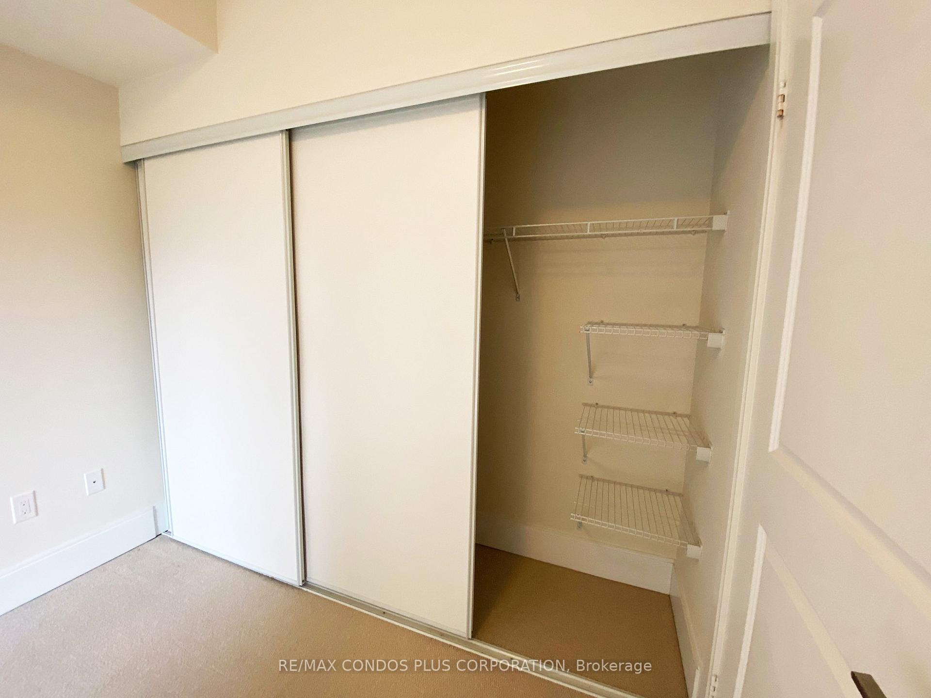 Photo 14 of Unit 325, 560 Front Street W, Toronto, Waterfront Communities — HOMEH