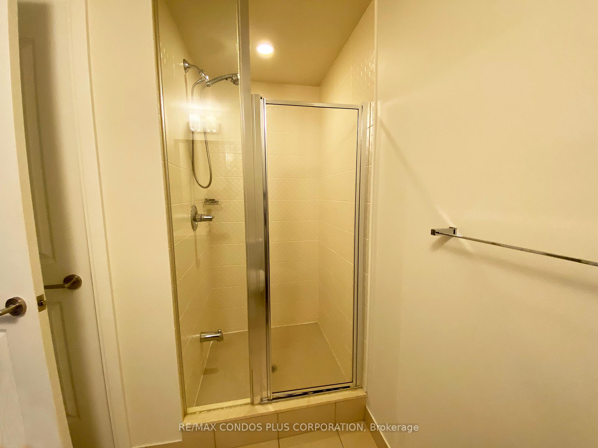 Photo 16 of Unit 325, 560 Front Street W, Toronto, Waterfront Communities — HOMEH